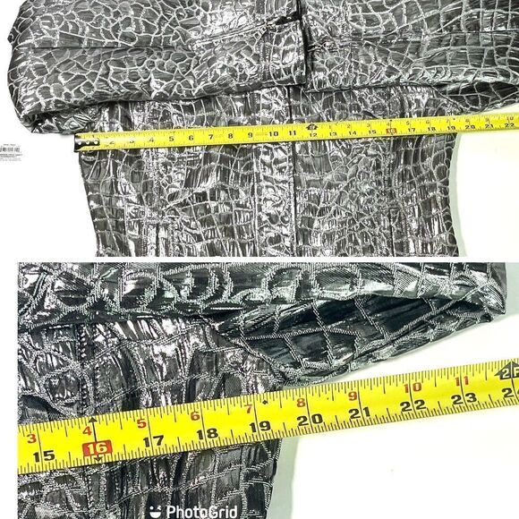 Chico's Silver Crocodile Stellar Jacket Size 1 Medium 8 10 US Blazer - Picture 6 of 12
